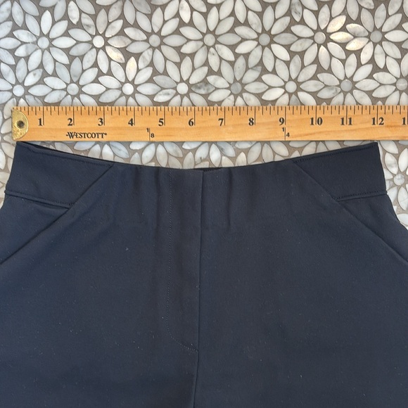 Women's Spanx Ponte Perfect Aline Pull On Shorts in Black, Size XS - Picture 7 of 8